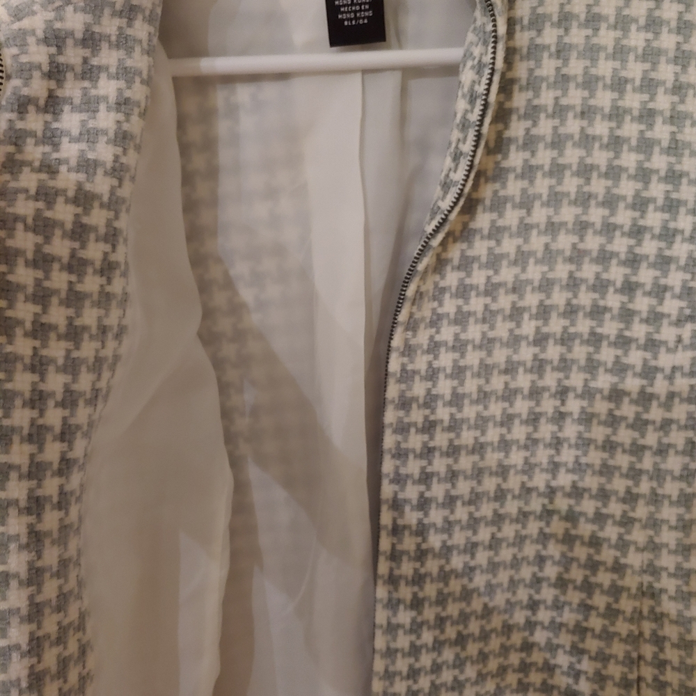 Jacket - Picture 2 of 4